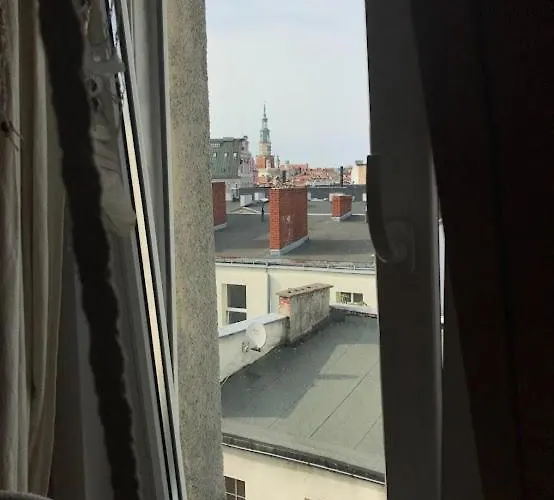 Apartment Niewielkie Przytulne Poddasze Z Widokiem Na Ratusz