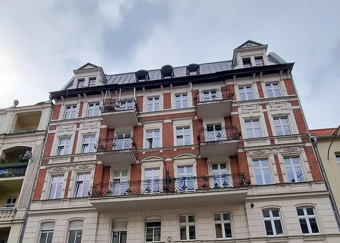 Niewielkie Przytulne Poddasze Z Widokiem Na Ratusz Apartment *